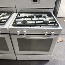 Whirlpool white 4 burner range stove 