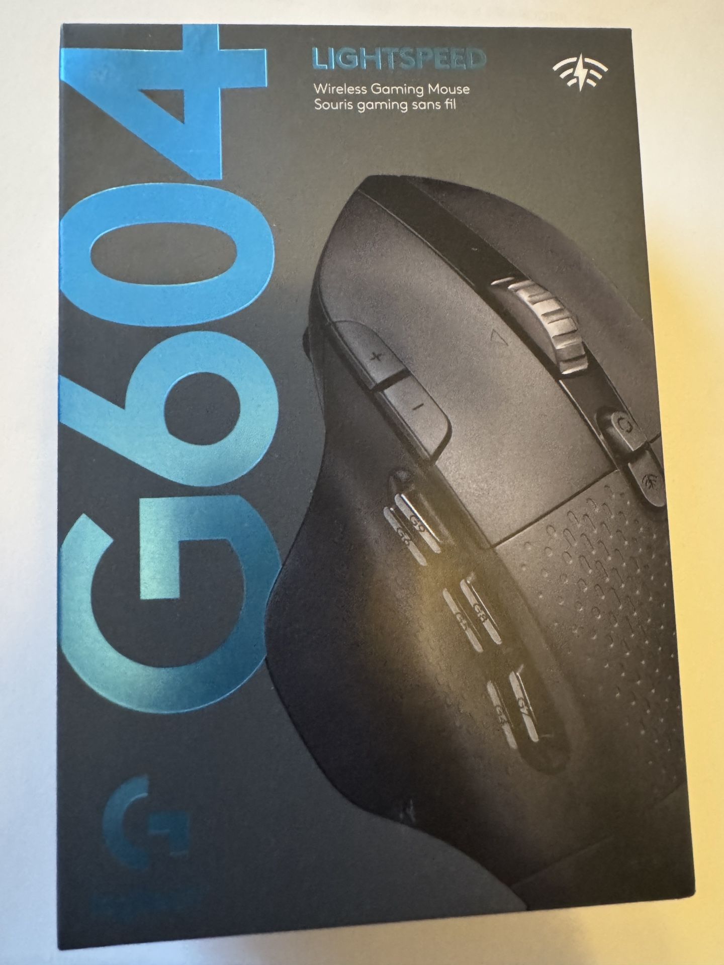 L@@K ~~ Logitech G604 LIGHTSPEED Gaming Mouse with 15 programmable controls, up to 240 hour battery life, dual wireless connectivity modes, hyper-fast