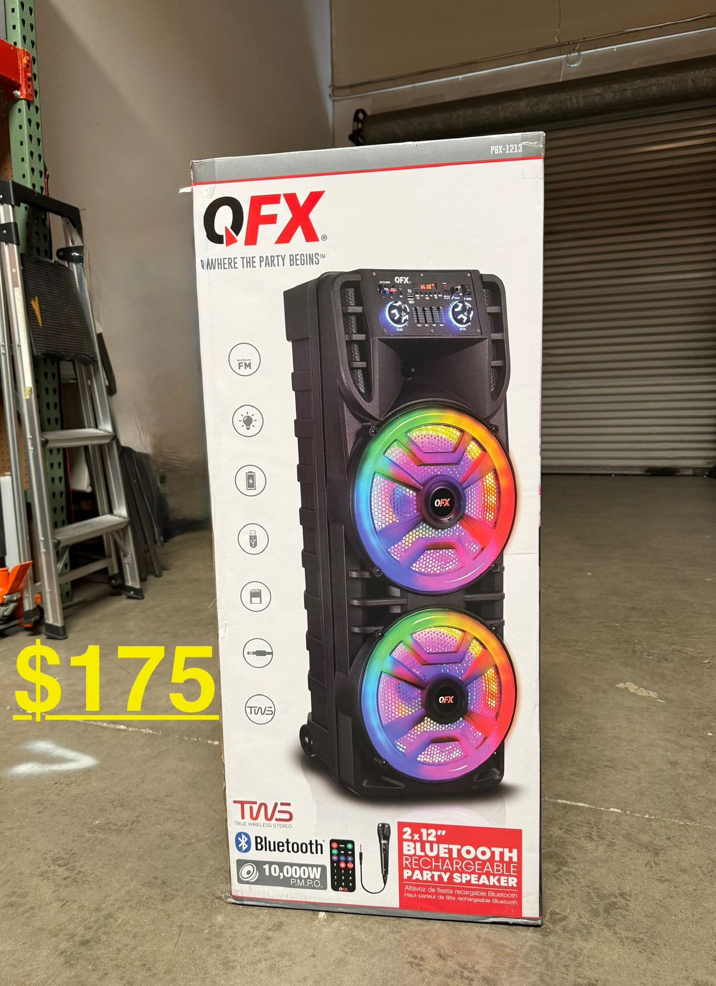 QFX  2x12”  Double speaker with microphone and  LED party Lights 