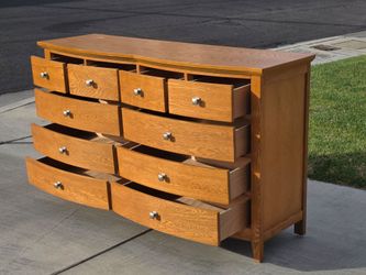 Free Delivery Included 10 Drawer Wood Dresser w Heavy Wood Mirror