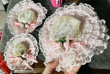 Flowered Hats Decor