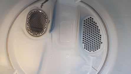 Whirlpool Electric Dryer - Works Great! (4-Prong Cord)
