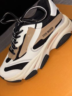 Steve Madden Black and Cream Footwear