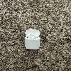 Apple AirPods 2 Generation Good Condition 