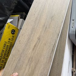 Vinyl Planks Luxury