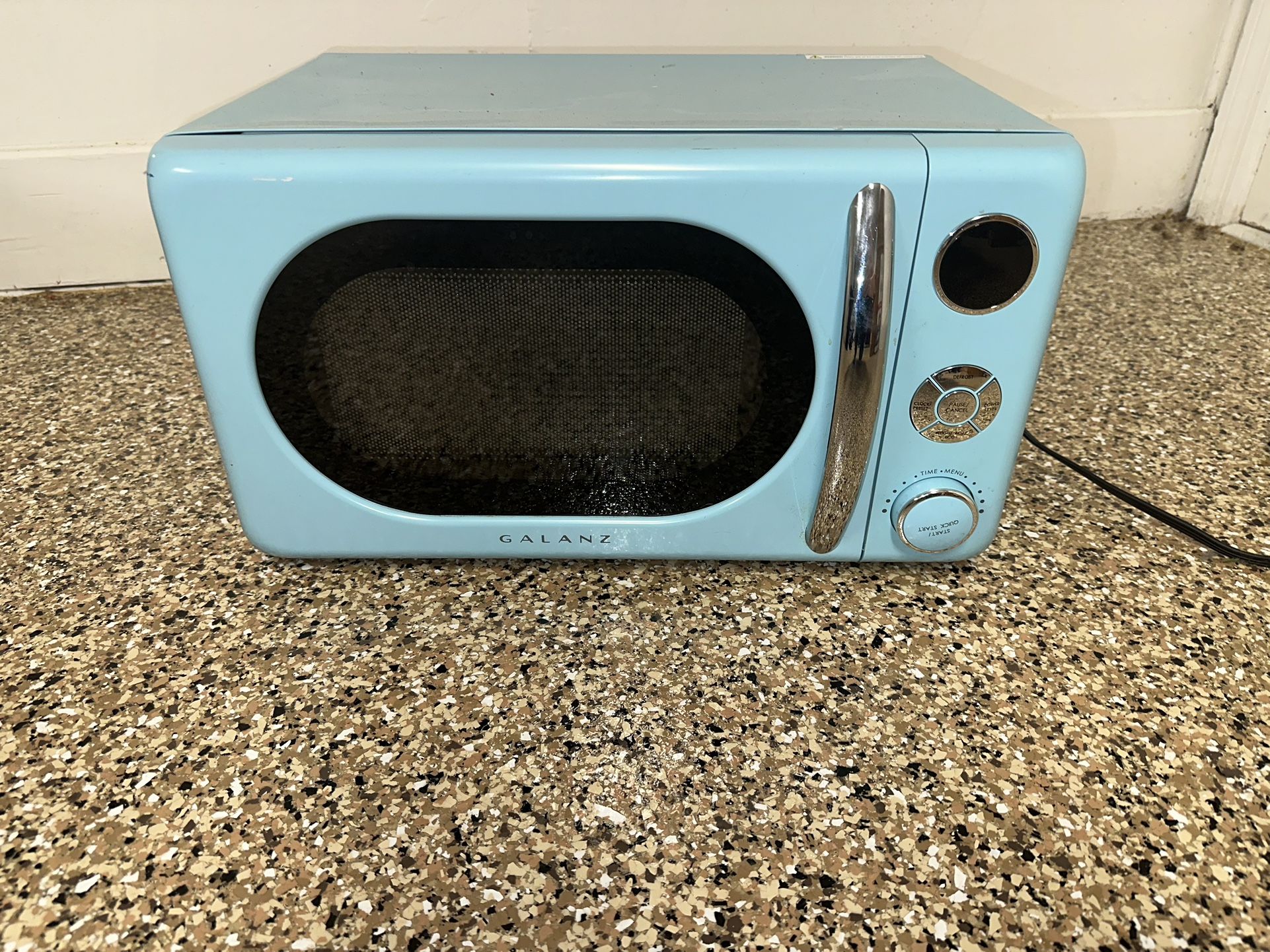 Cute Microwave