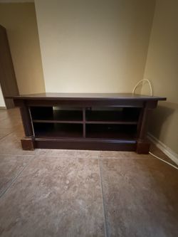 Tv Stand size :43”W x 23.25” D x 18” H