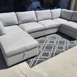 Thomasville Rockford 6-piece Fabric Modular Sectional with 2 Power Footrests