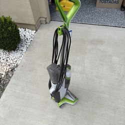 🧼 Bissell Hardwood & Tile Floor Cleaner – Great Condition 🧼