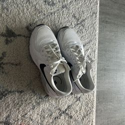 Nike AirMax Women’s Size 6