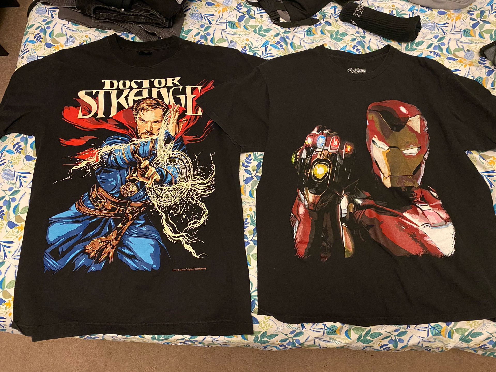 2 Marvel T Shirts LARGE