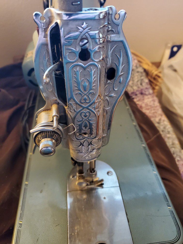 LIKE NEW- Brother XR9550 Sewing Machine For Sale for Sale in Redmond, WA -  OfferUp
