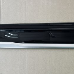 2020 Audi Q7 Passenger Right Side Lower Molding 