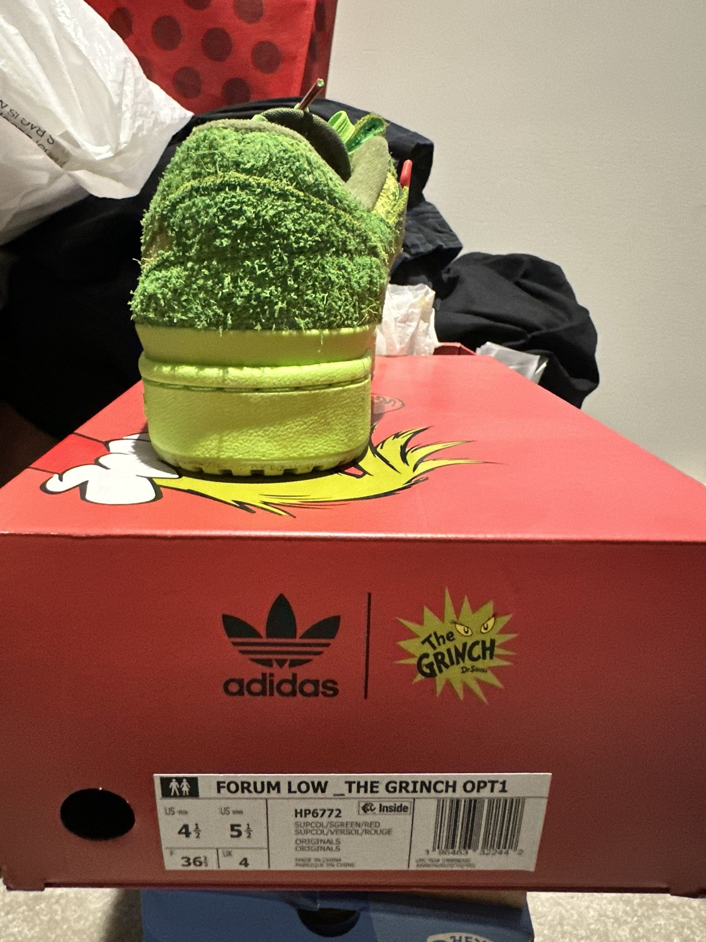 Grinch Adidas