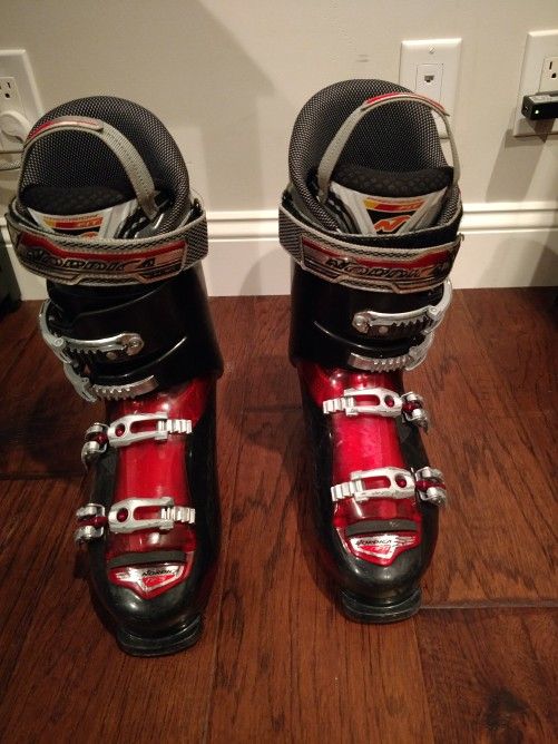 Used Nordica Cruise NF5 Ski Boots