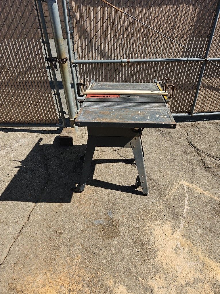 Working 10" Craftsman Table Saw