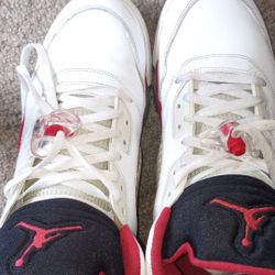 Jordan 5 Fire Reds 