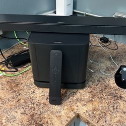 BOSE SOUNDBAR 500/BASS MODULE 500 & BOSE REMOTE