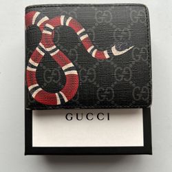 Gucci GG Supreme King Snake Bifold Wallet