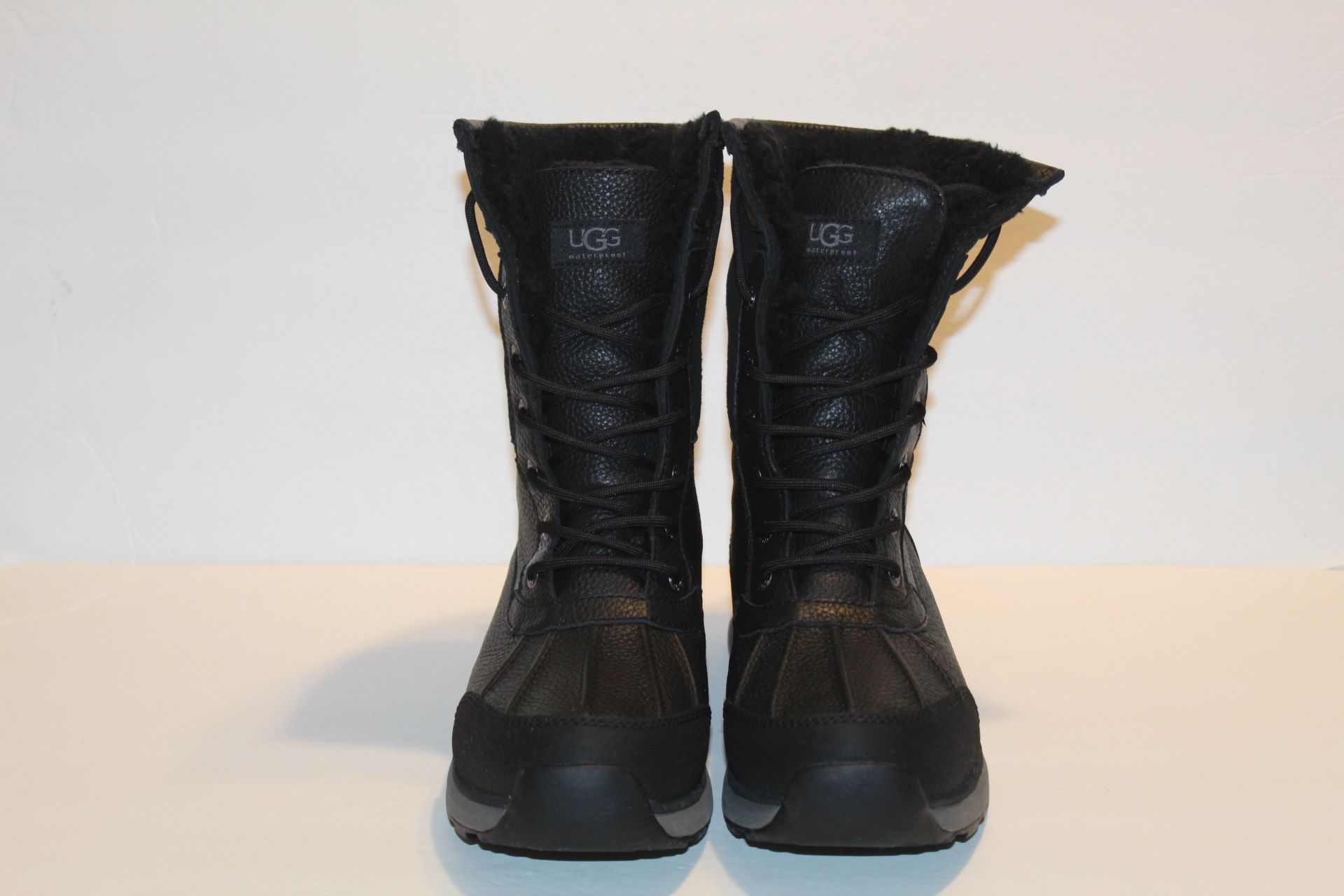 Women’s UGG Adirondack Waterproof Boots Size 10 NEW 