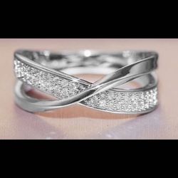 925 Sterling Silver Vibrant Diamond Cubic Zircon Delicate Wedding Anniversary Band 