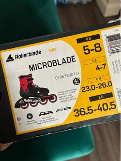 Roller blades