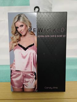 Be Wicked Sasmina Satin Cami & Short Set Size L
