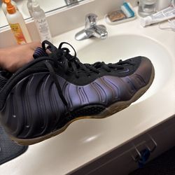 Eggplant foamposite size 13