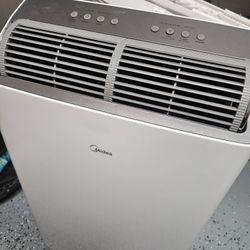 Portable MIDEA AC Unit