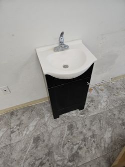 Sink With Fauct