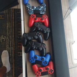 PS4 Controllers