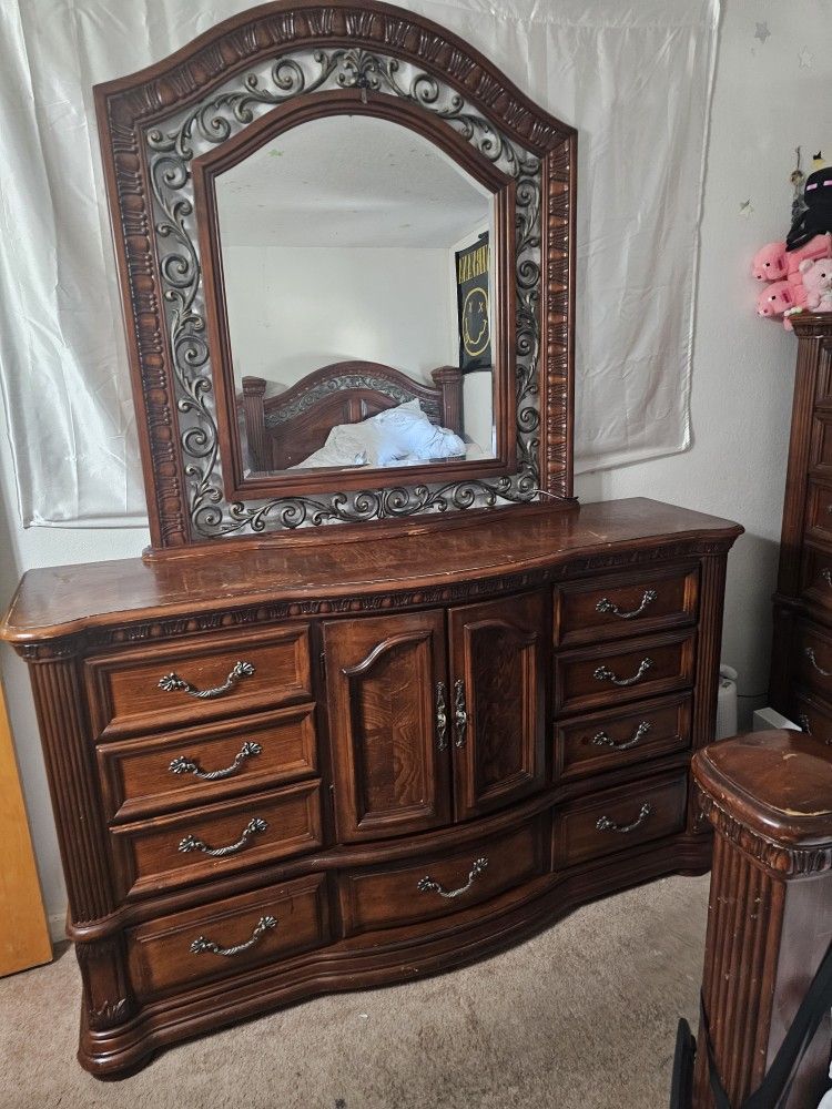 Bedroom Dresser