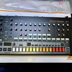 Behringer RD-8 Rhythm Designer MKI Lawsuit Colors 808 Clone Drum Machine