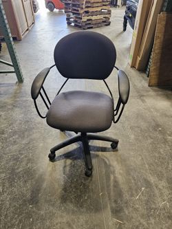 Steelcase Rolling Guest Chair