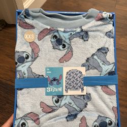 Stitch Crew Sweater
