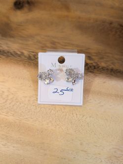Bow earrings