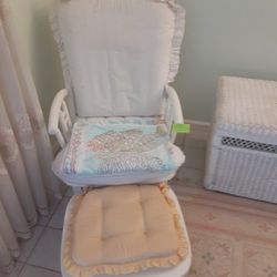 GLIDER CHAIR BY DUTAILIER OF CANADA 