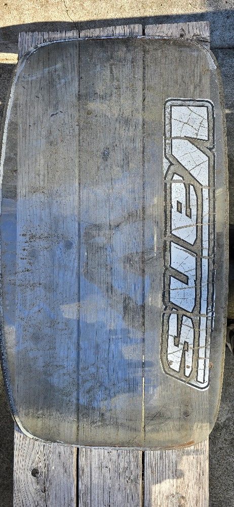 1964/1972 Back Windshield With Patina Vans Sticker