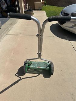 Scotts 14 in. Manual Lawn Mower