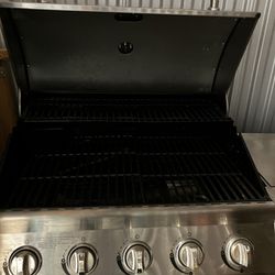 Outdoor Gas Grill 