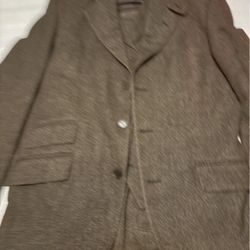 Men Suit 3 Pcs ( Includes Vest )  Size 42 Regular 