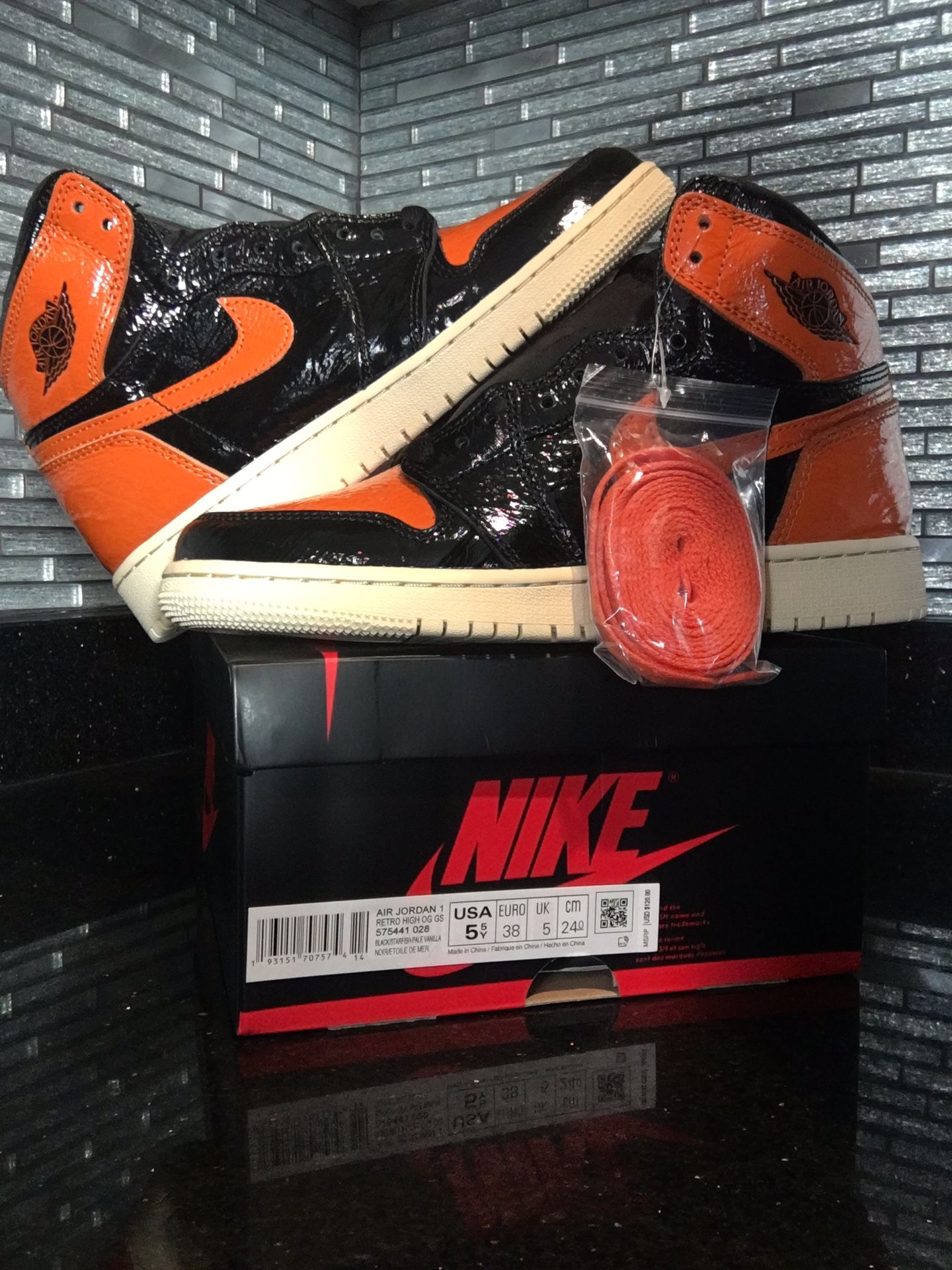 Nike Air Jordan 1 SBB 3.0 size 5.5