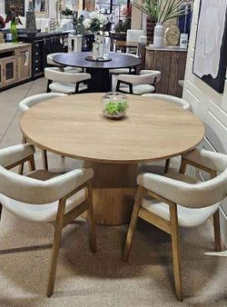Sale.. Sale... 5 Pc 60" Round  Casual Modern dining set. Black or natural wood Finishes