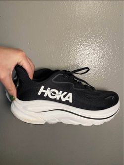 Hoka Women’s Clifton 10