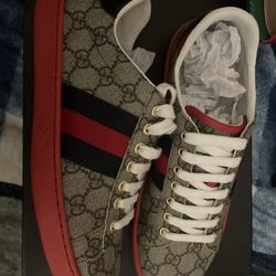 Gucci Shoes