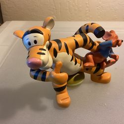 Disney Winnie The Pooh TIGGER & ROO Figurine 6 Inch 
