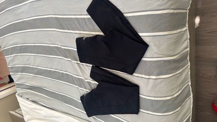 Lorna Jane legging with pockets