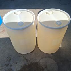 Barrel 30 Gal Natural Closed Head Plastic Barrels Containers Gray Water Storage Recycling Rain Garden Tents
