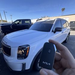 Car Keys/Fobs/Llaves De Autos 