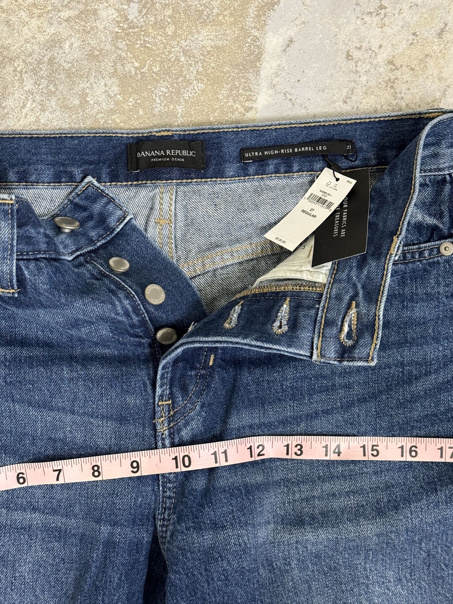 Banana Republic Barrel Jeans 27 NWT